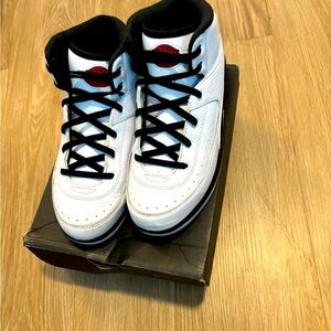 Retro Air Jordan 2 in the Classic Color